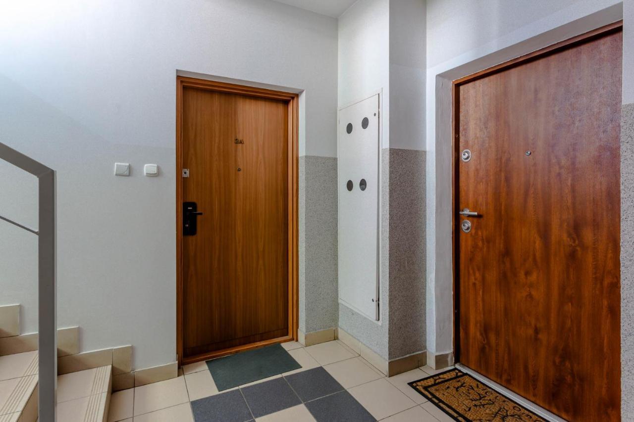 Chill Apartments Kluczborska Bemowo Varsóvia Exterior foto